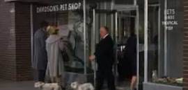 Tippi Hedren On ‘The Birds’ As Her First Film